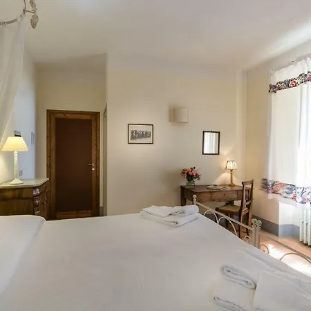 ベッド・アンド・ブレックファスト Relais La Crocetta サン・カシャーノ・デイ・バーニ